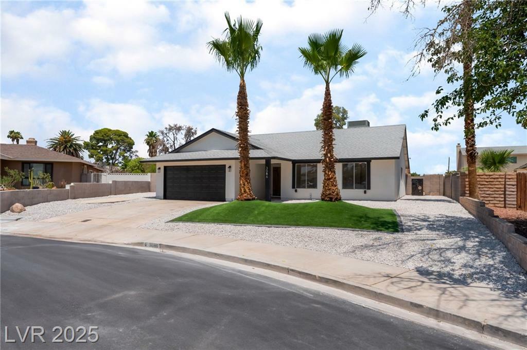 Property Photo: 3086 Cardinal Drive NV 89121