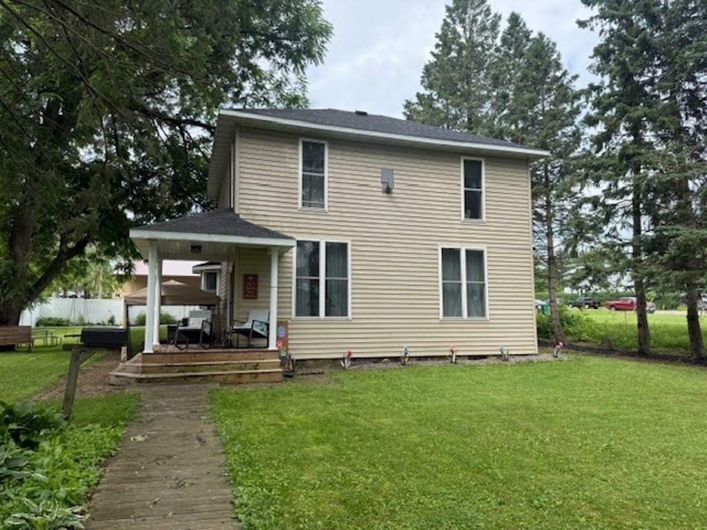 Property Photo:  213 Park Ave S  WI 54451 