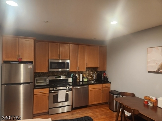 Property Photo: 450 Park Ave 2B NJ 07076