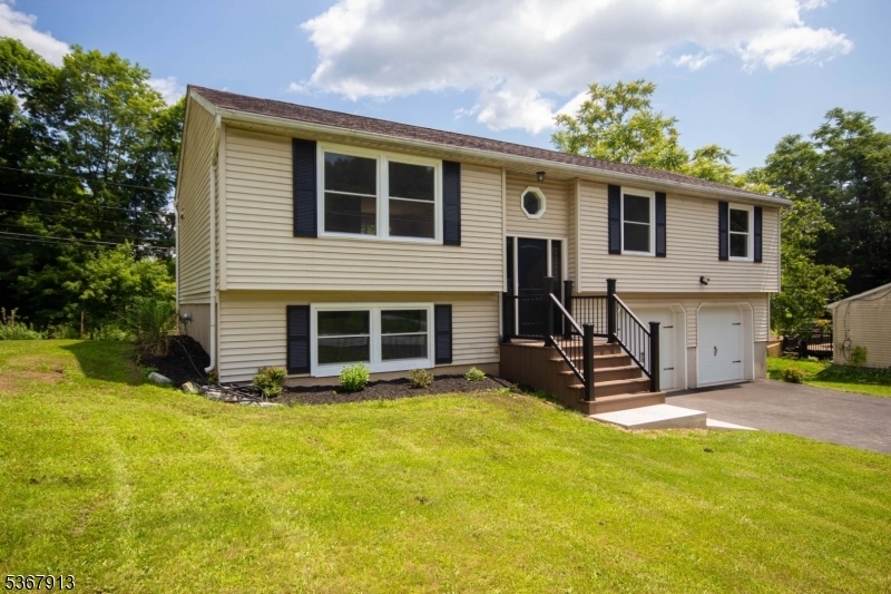 18 Fernwood Rd  Wantage Twp. NJ 07461 photo