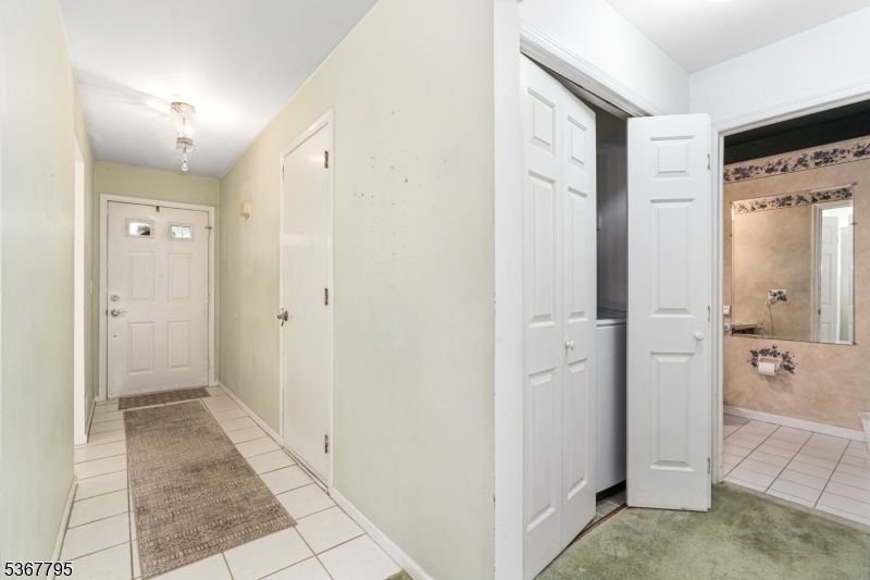 Property Photo: 42 Carriage Ln NJ 07871