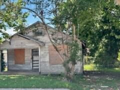 Property Photo: 1605 Malvern Street TX 77009
