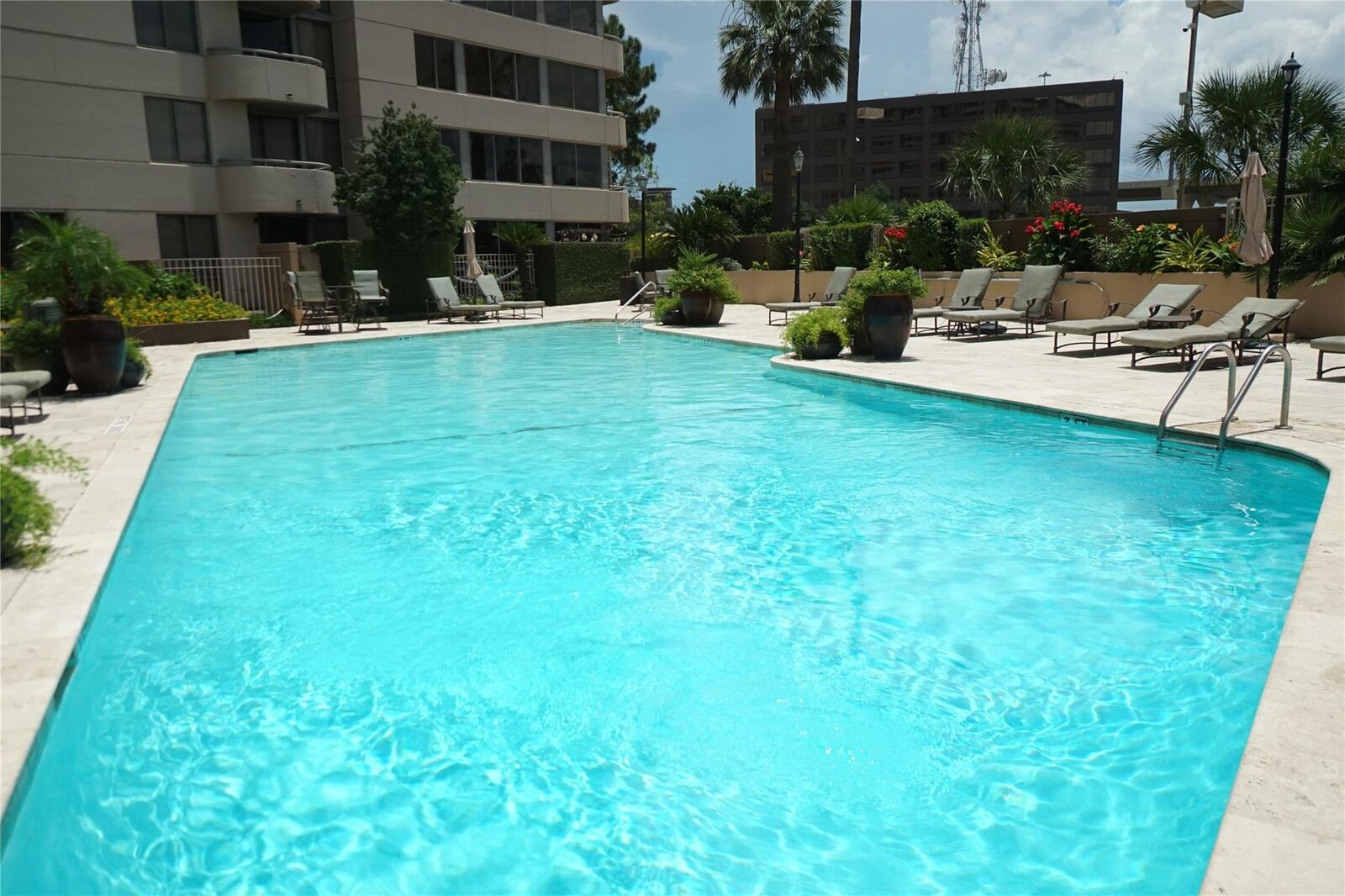 Property Photo:  3525 Sage Road 414  TX 77056 