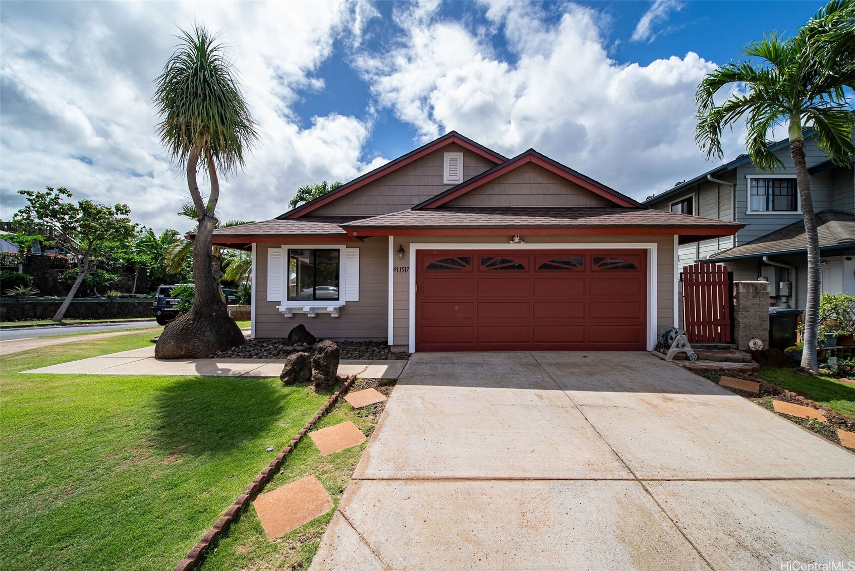 91-1517 Wahane Street  Kapolei HI 96707 photo