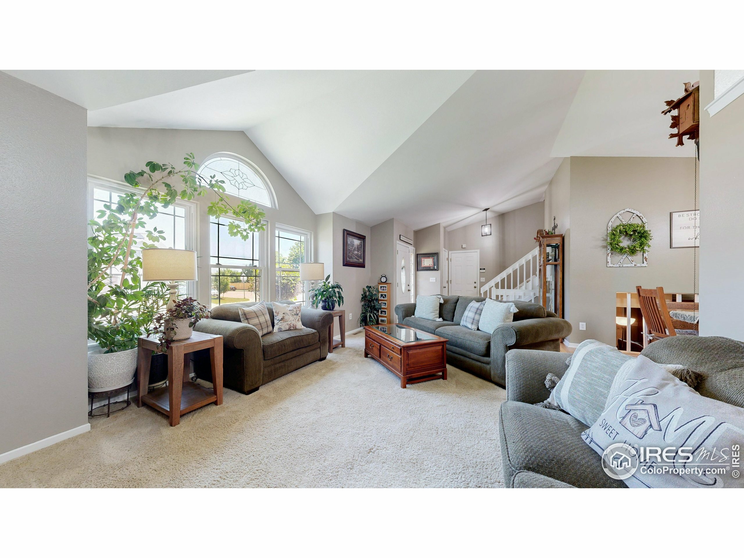 Property Photo: 2331 Sunray Ct CO 80525
