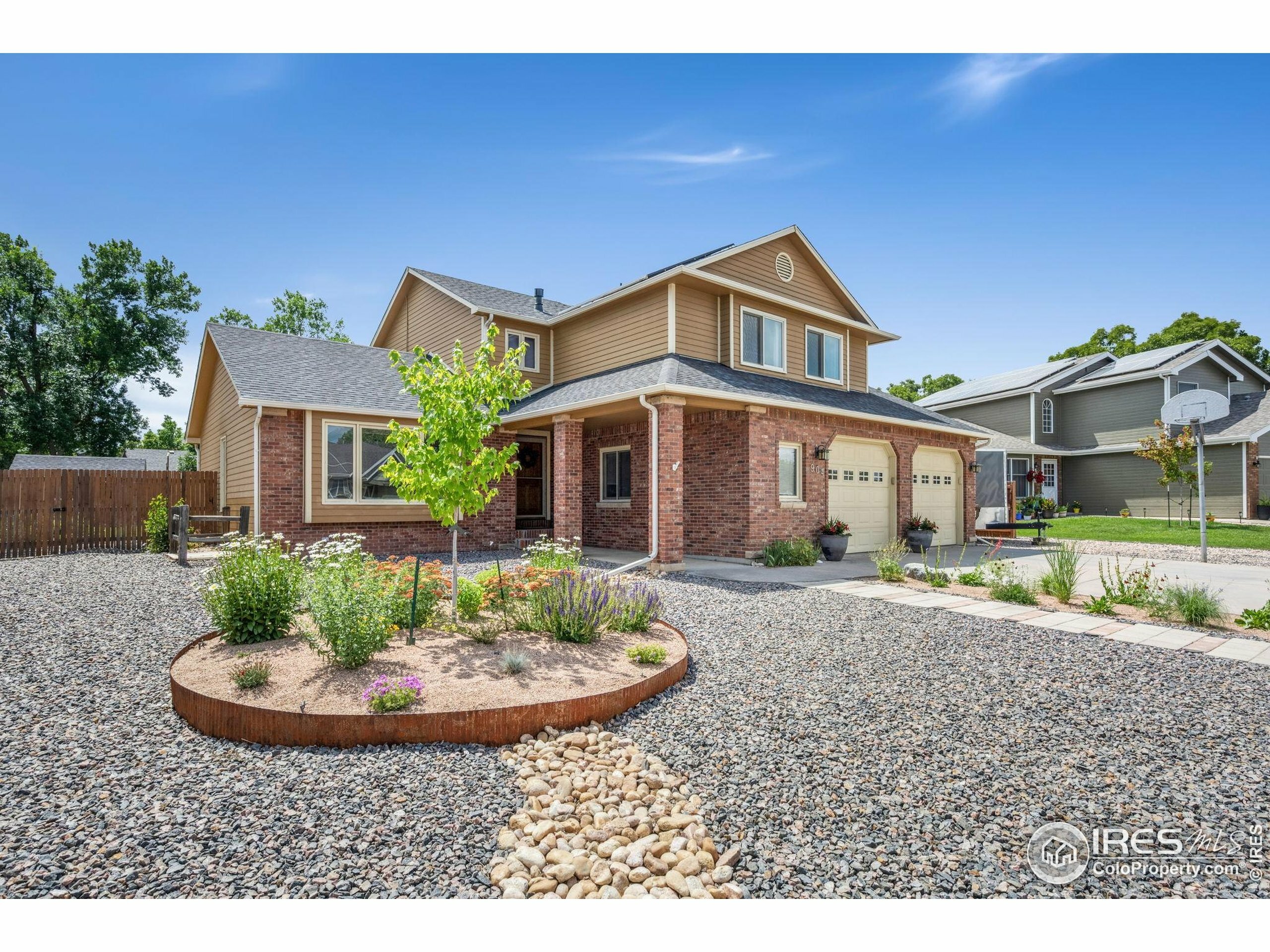 Property Photo: 904 Pine Dr CO 80550