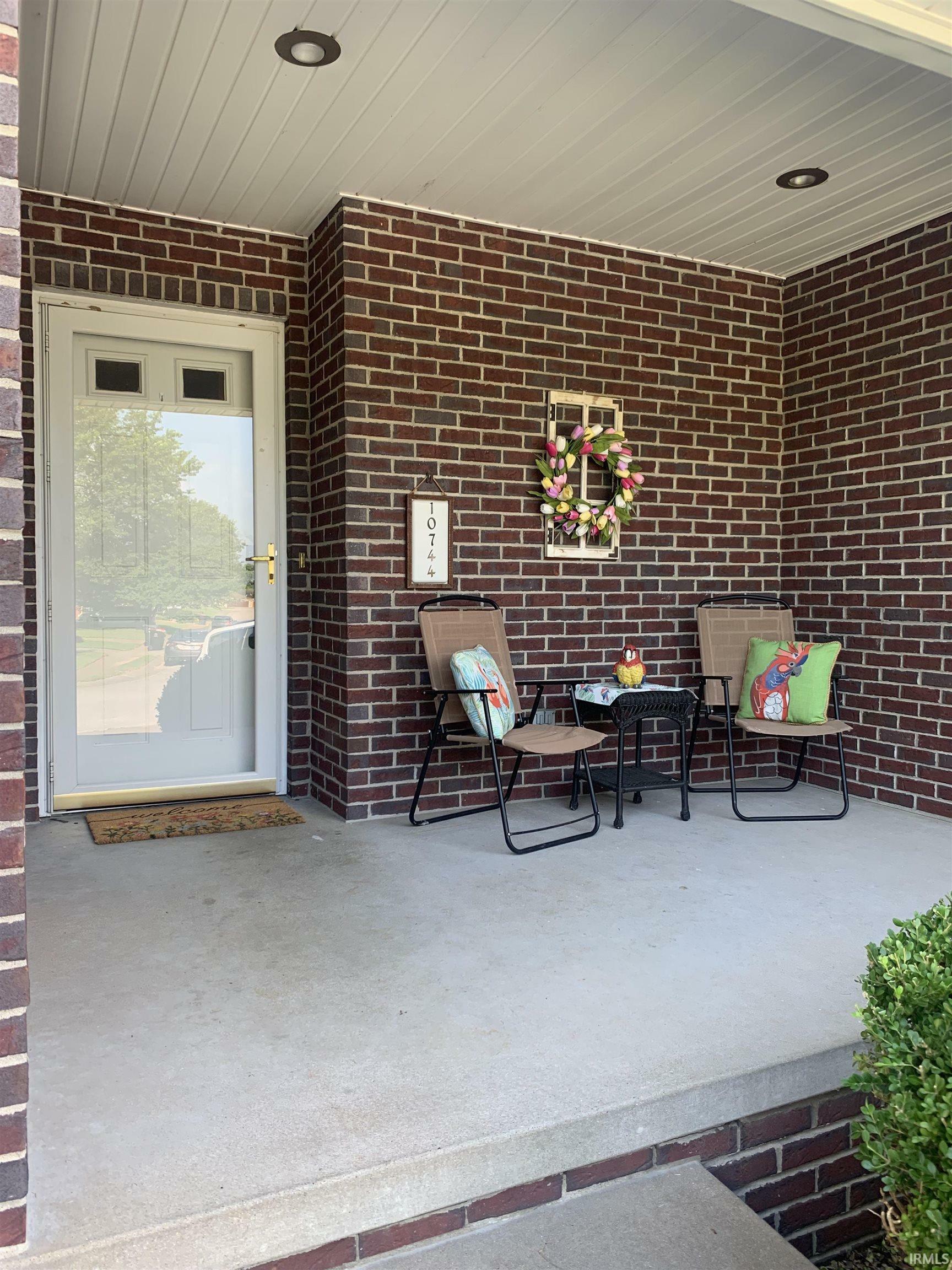 Property Photo: 10744 Willow Creek Road IN 47630