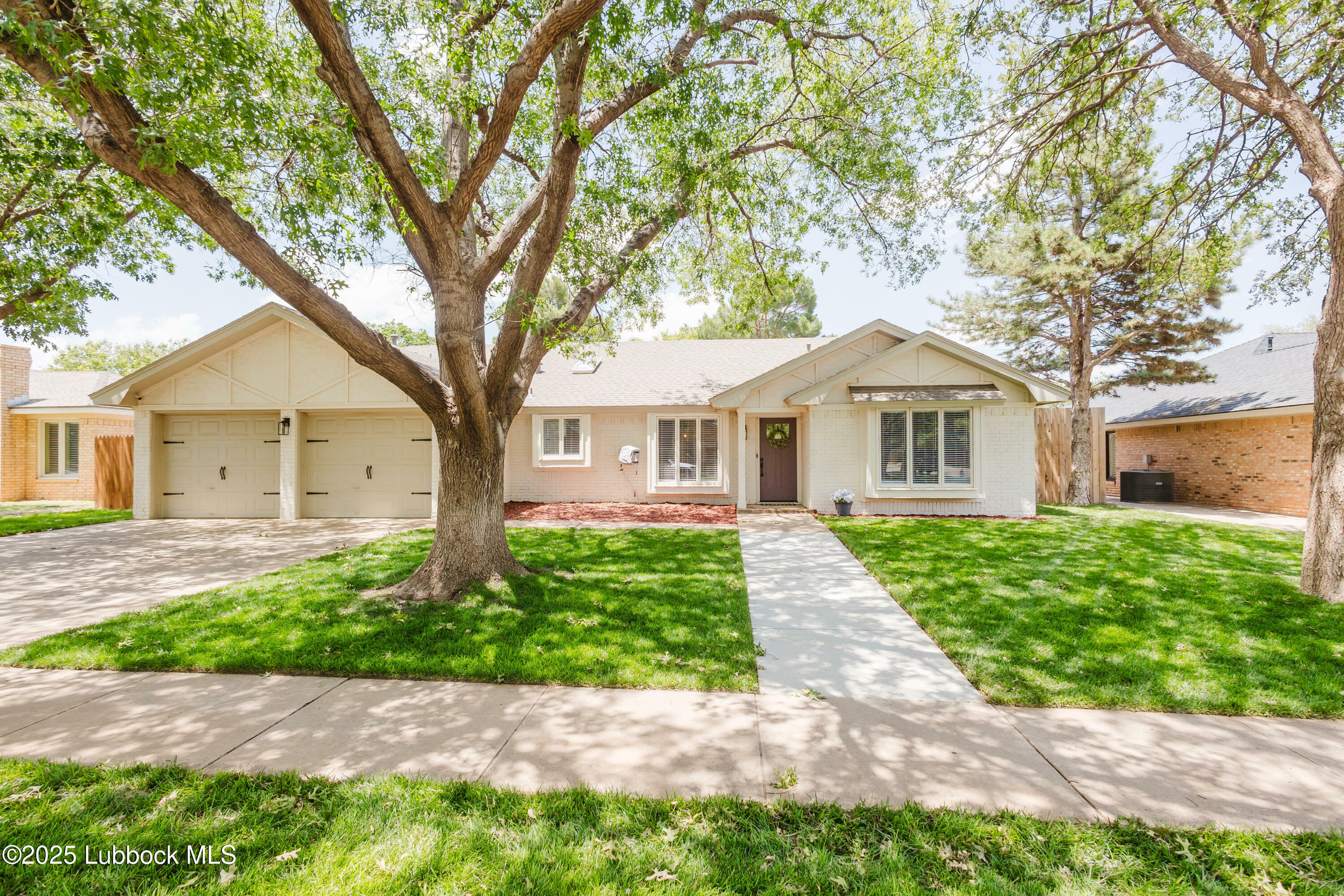 Property Photo: 5402 86th Street TX 79424