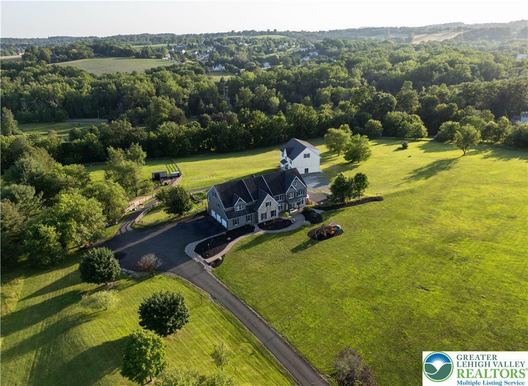 Property Photo: 911 Gove Road PA 18064