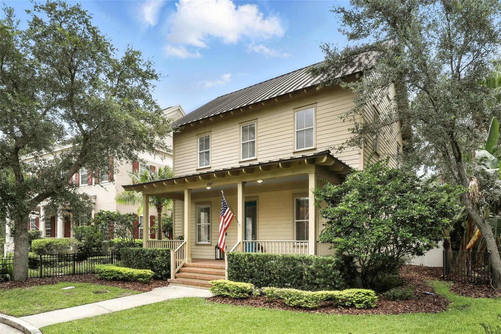 Property Photo: 4509 Belkin Court FL 32814