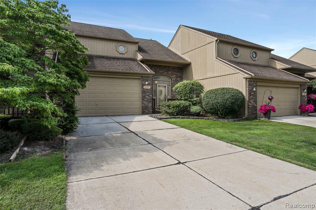 Property Photo: 2137 Crystal Drive MI 48309 3756