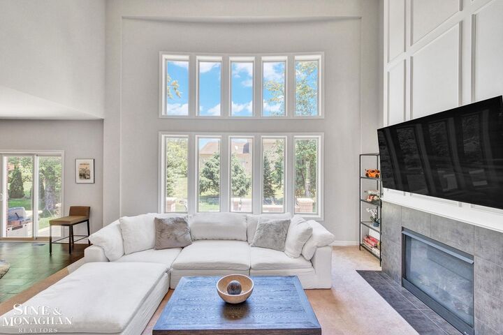 Property Photo:  3890 Macaw Drive  MI 48083 