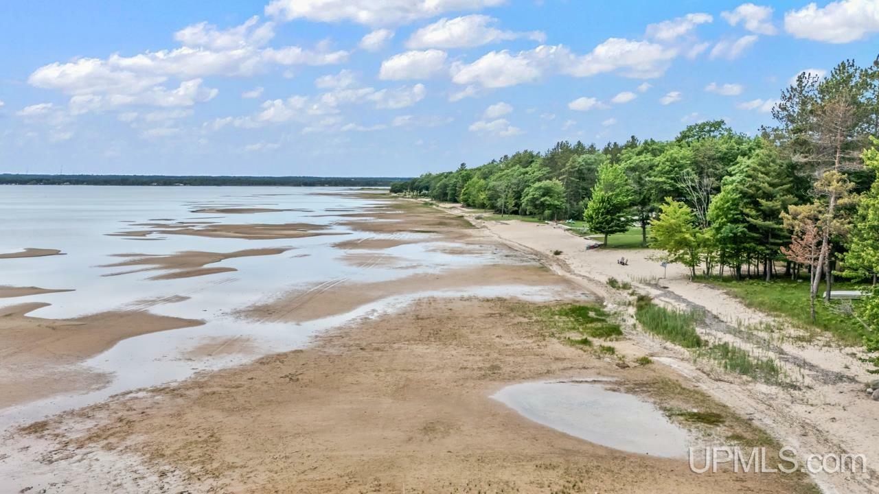 Property Photo:  8321 Garth Point 25.25 Lane  MI 49878 