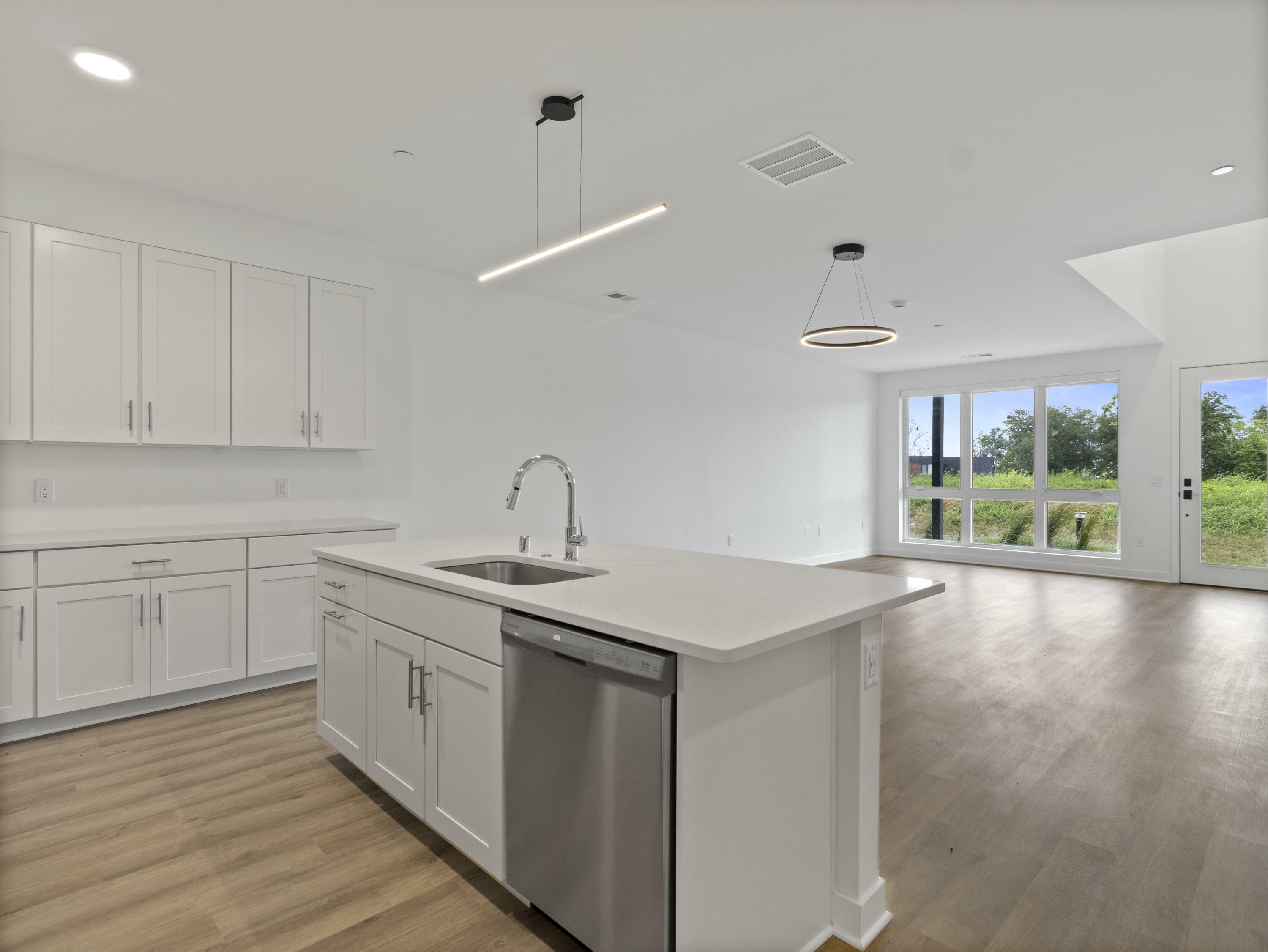 9378 S Alder Pl 105  Oak Creek WI 53154 photo
