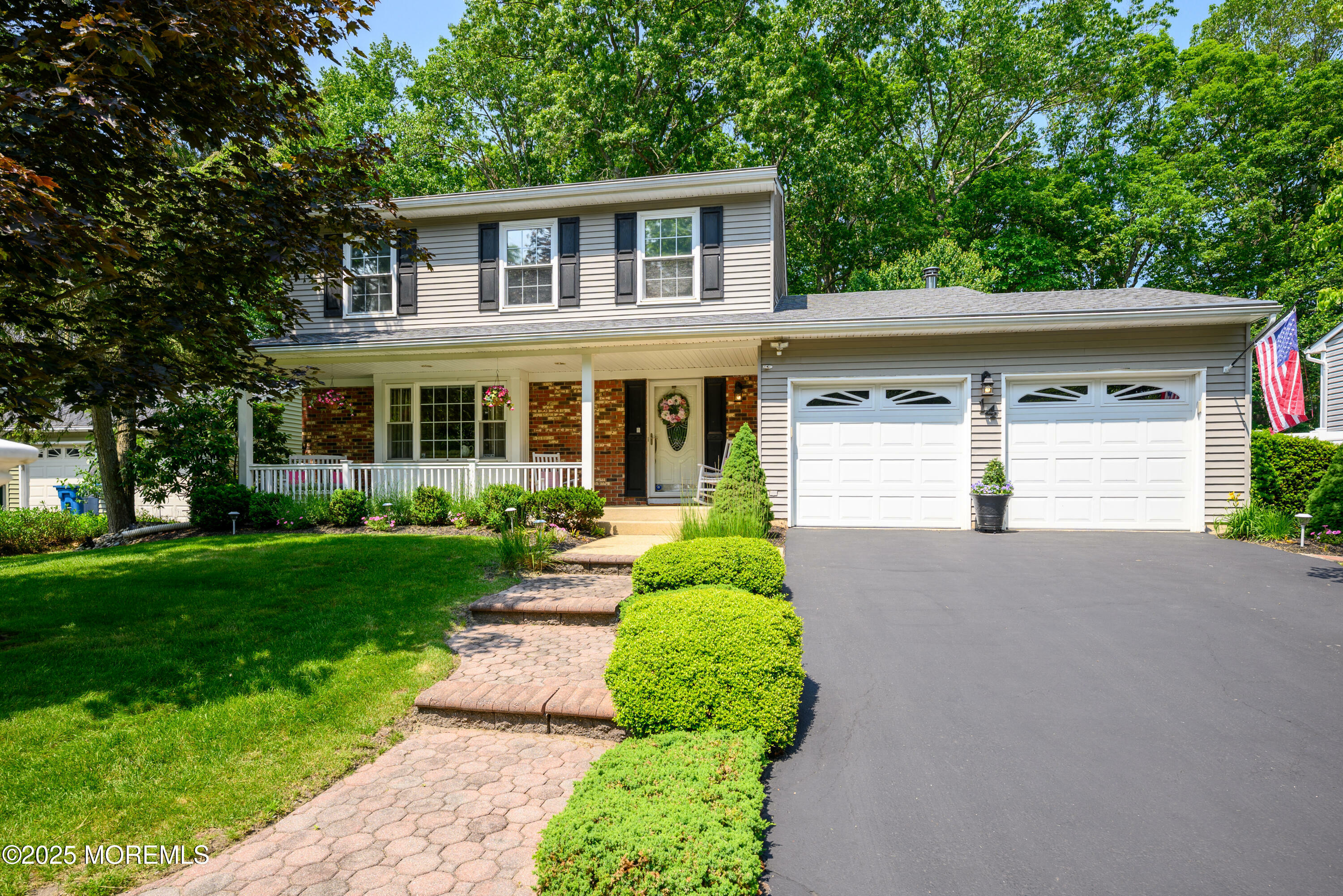 14 Hazelwood Court  Howell NJ 07731 photo