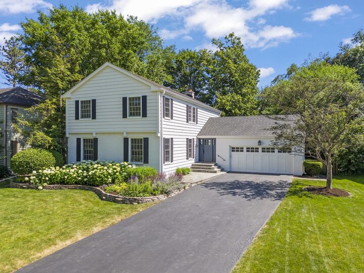 Property Photo:  216 Bonnie Brae Road  IL 60521 