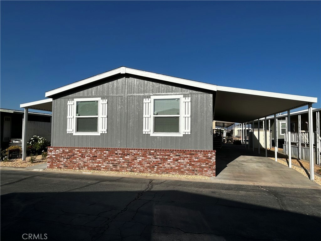 2205 W Acacia Ave 129  Hemet CA 92545 photo