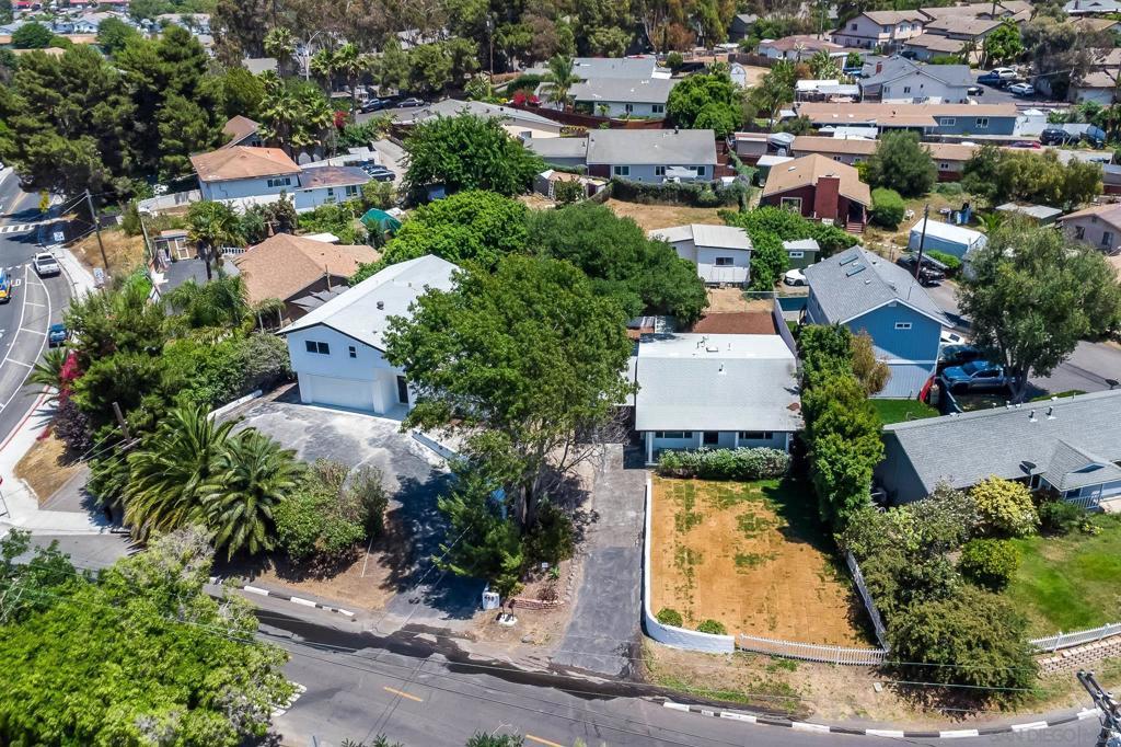 Property Photo: 440 448 W Los Angeles Dr CA 92083