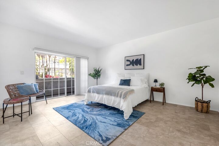 3284 Barham Boulevard 201  Los Angeles CA 90068 photo