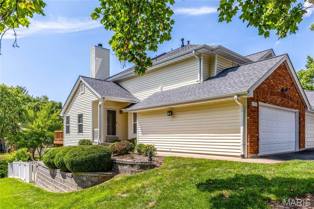 Property Photo: 1905 King Arthur Court MO 63146