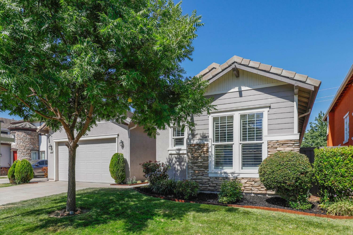 Property Photo: 11728 Dionysus CA 95742
