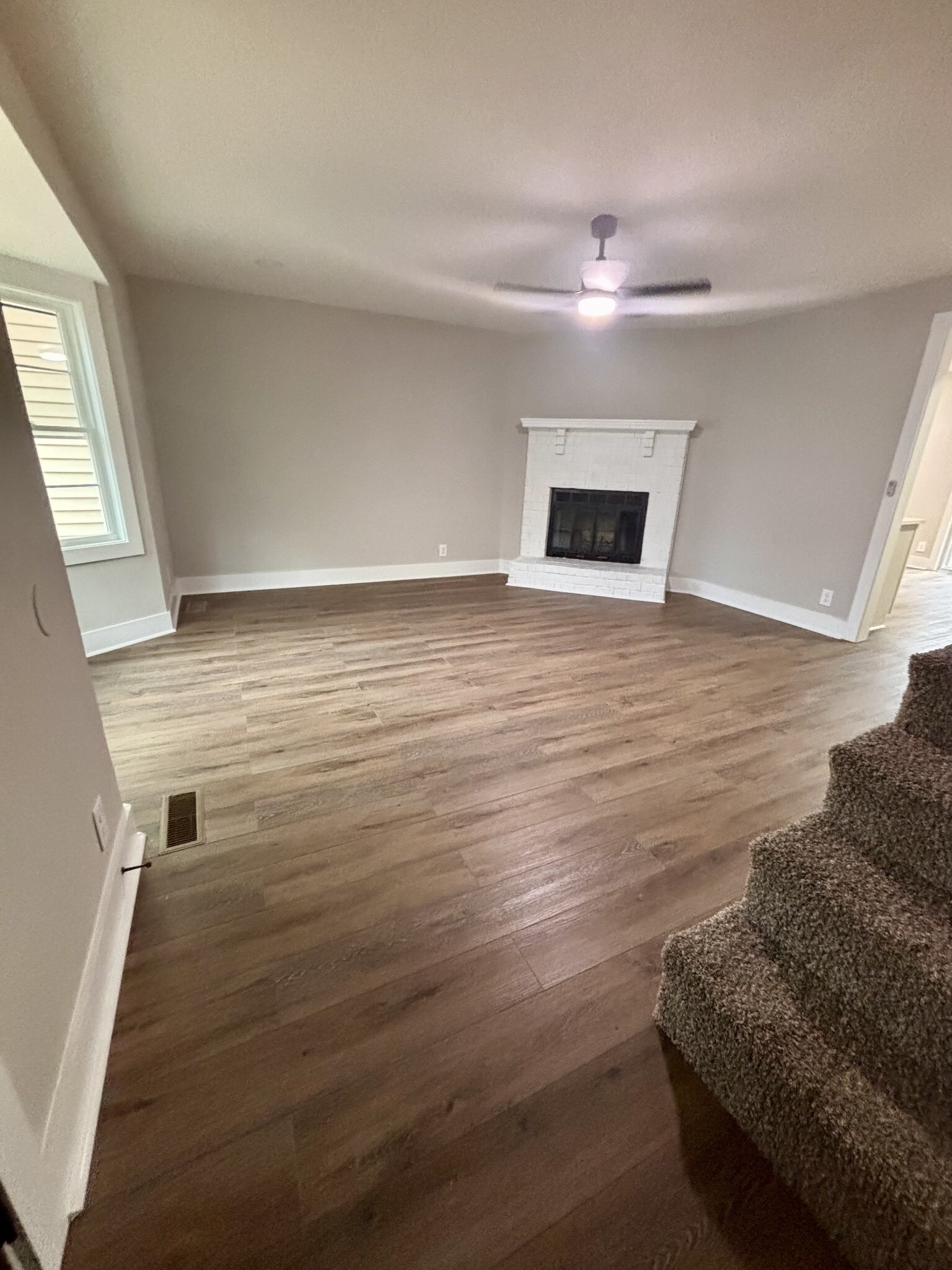 Property Photo: 1313 Priest Woods Ct TN 37214