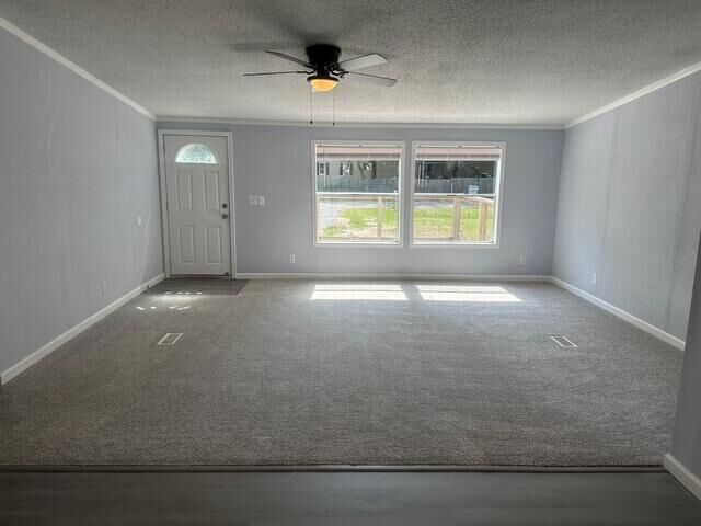 Property Photo: 3039 Crittenden Drive FL 32566