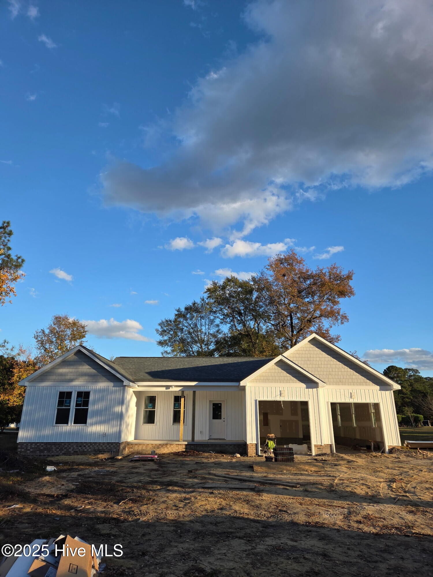 Property Photo: 2886 Fox Run Circle NC 28504