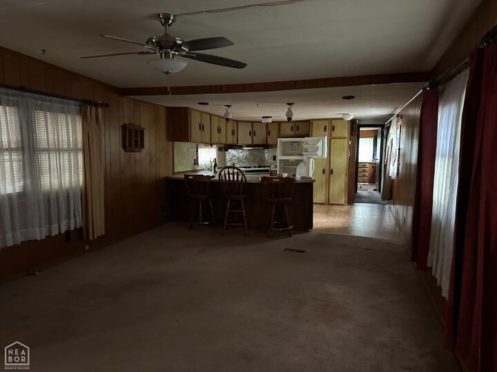 Property Photo: 105 Hickory Street AR 72619