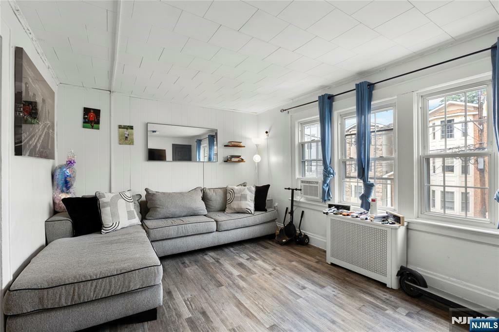 Property Photo:  202 Windsor Street  NJ 07032 