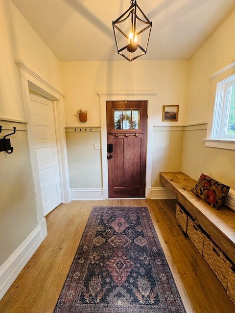 Property Photo: 832 E Broadway Street MT 59601
