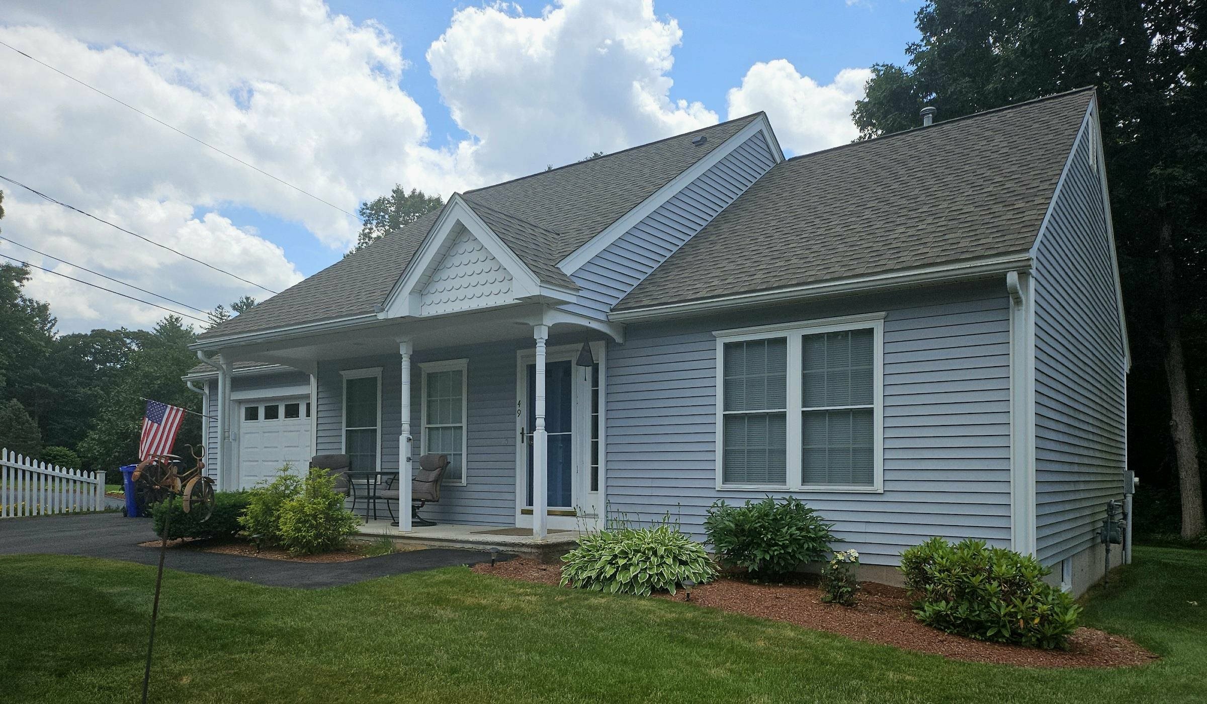 Property Photo: 49 Lexington Court NH 03051