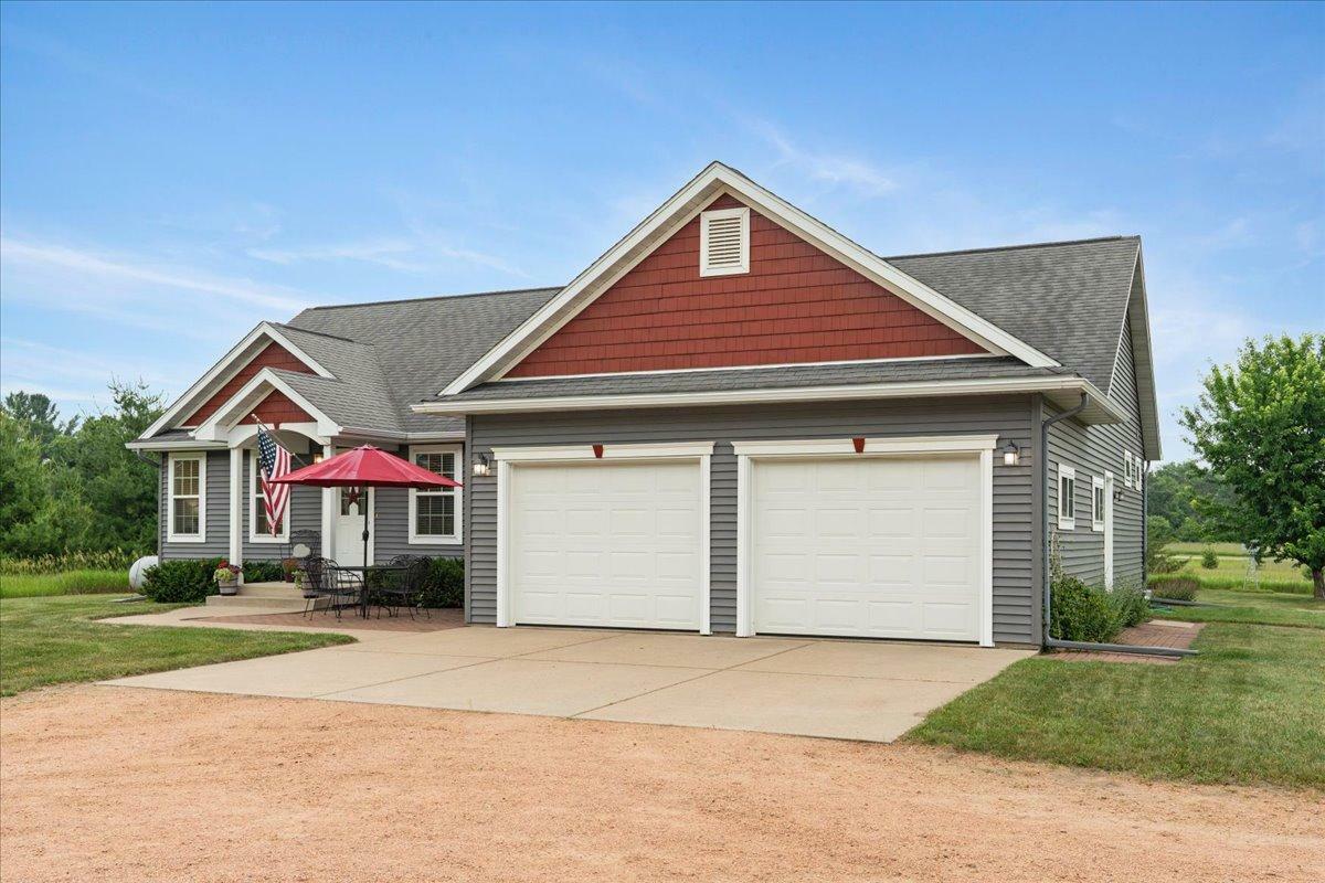 Property Photo: 2040 46th Avenue WI 54739