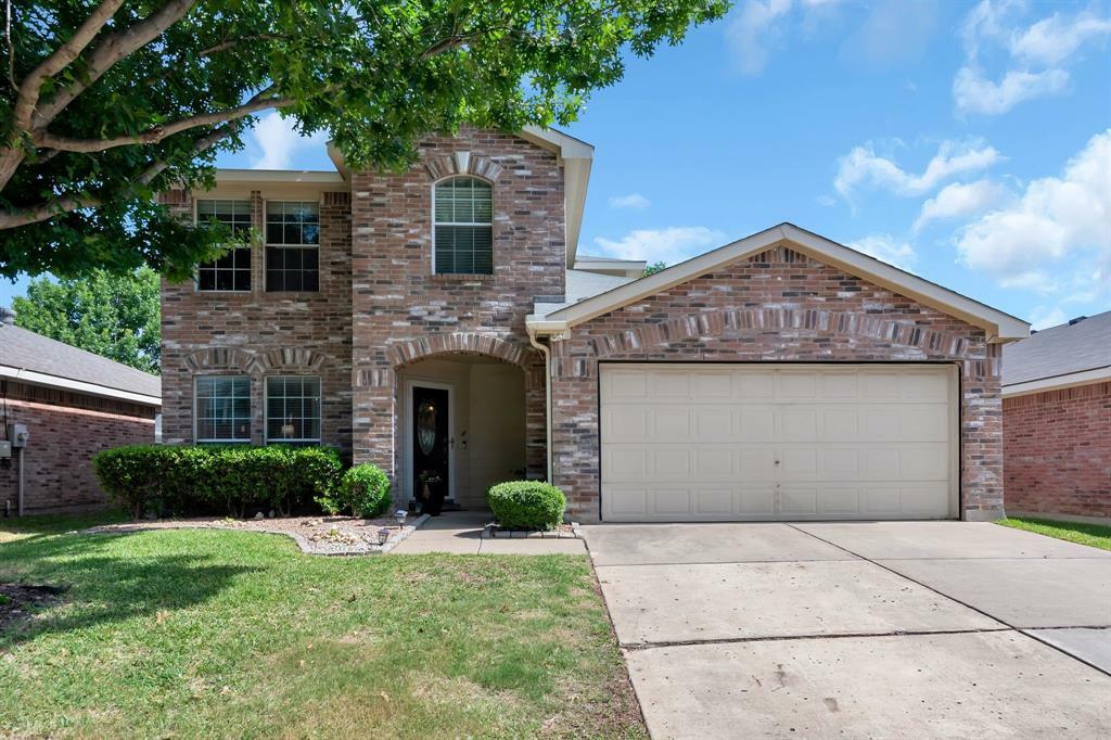 Property Photo: 4329 Silverwood Trail TX 76244