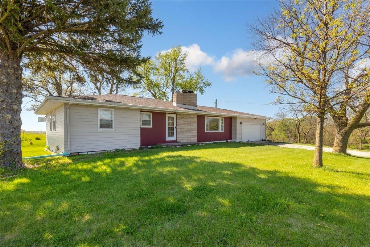 Property Photo:  29965 185th Street  IA 51542 