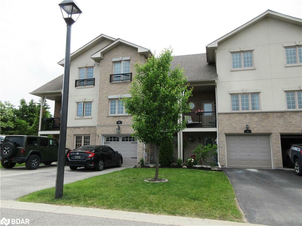 Property Photo: 175 Stanley Street Street ON L4M 0G2
