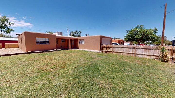 Property Photo:  1900 Dewey Ln  NM 88310 