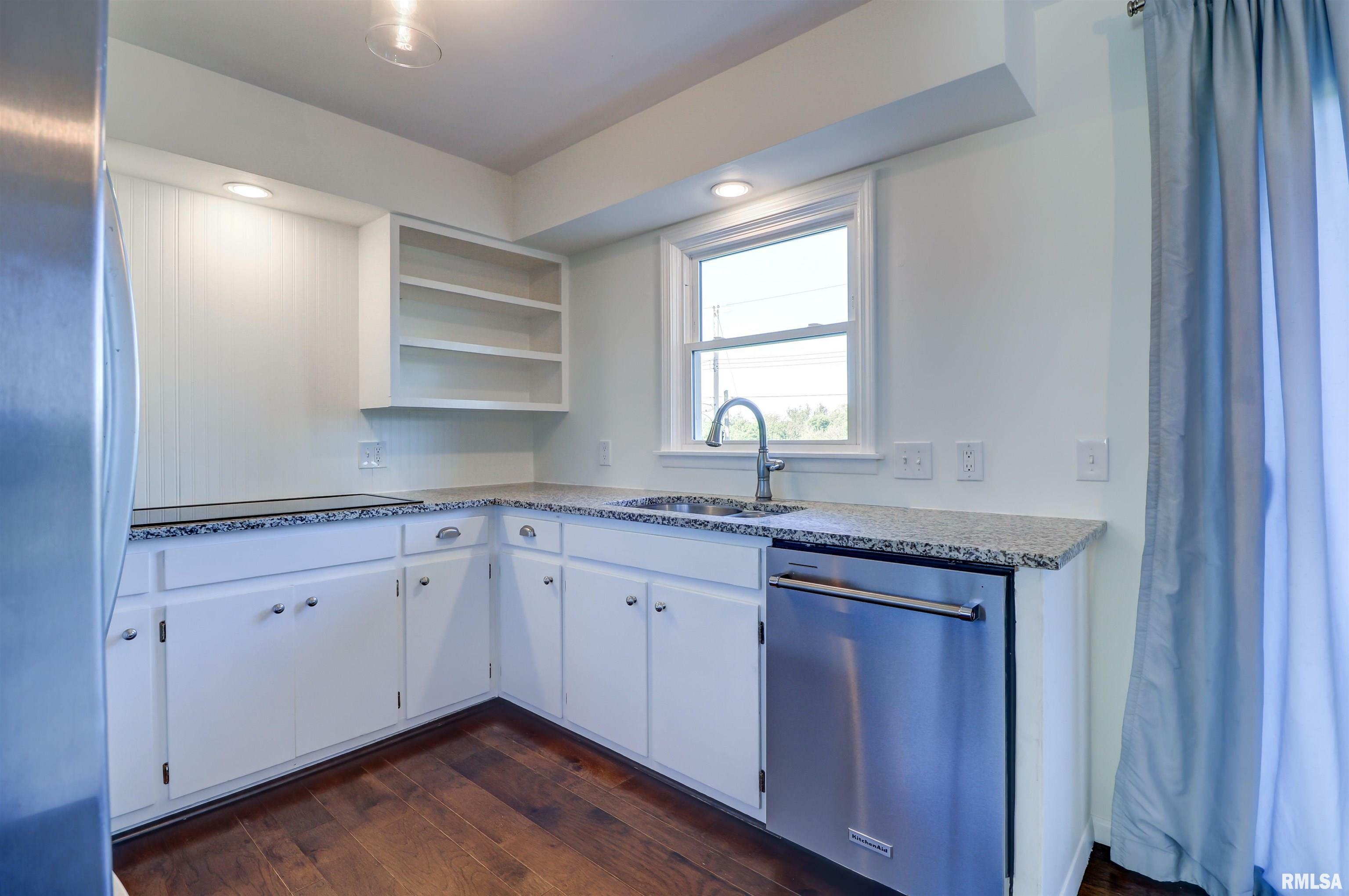 Property Photo: 738 N 13th Street IA 52732