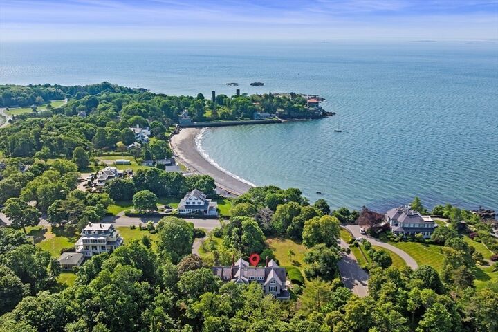 Property Photo:  51 Cliff Street  MA 01908 