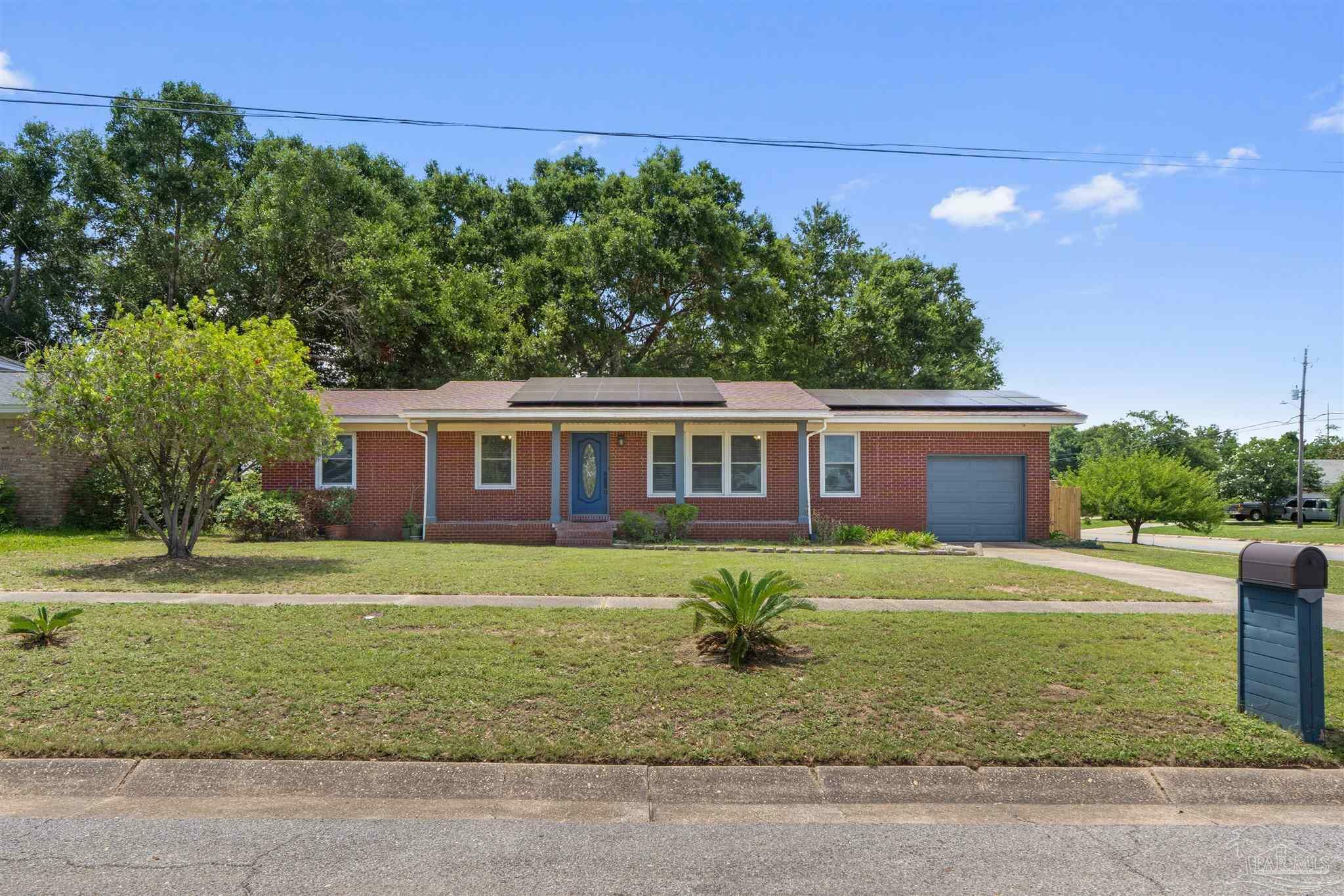 5595 Leesway Blvd  Pensacola FL 32504 photo
