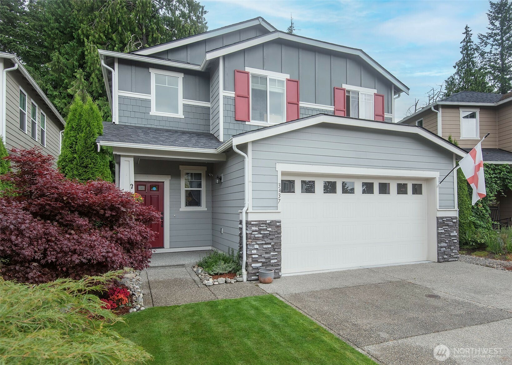 Property Photo: 3437 102nd Avenue NE WA 98258