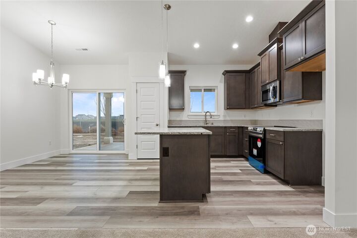 Property Photo:  718  O Street NE  WA 98848 