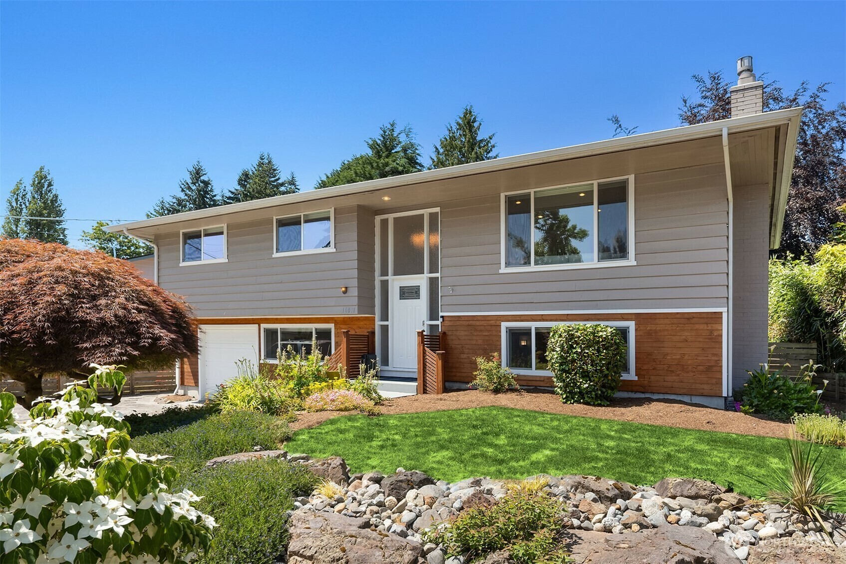 Property Photo:  16011  Sunnyside Avenue N  WA 98133 
