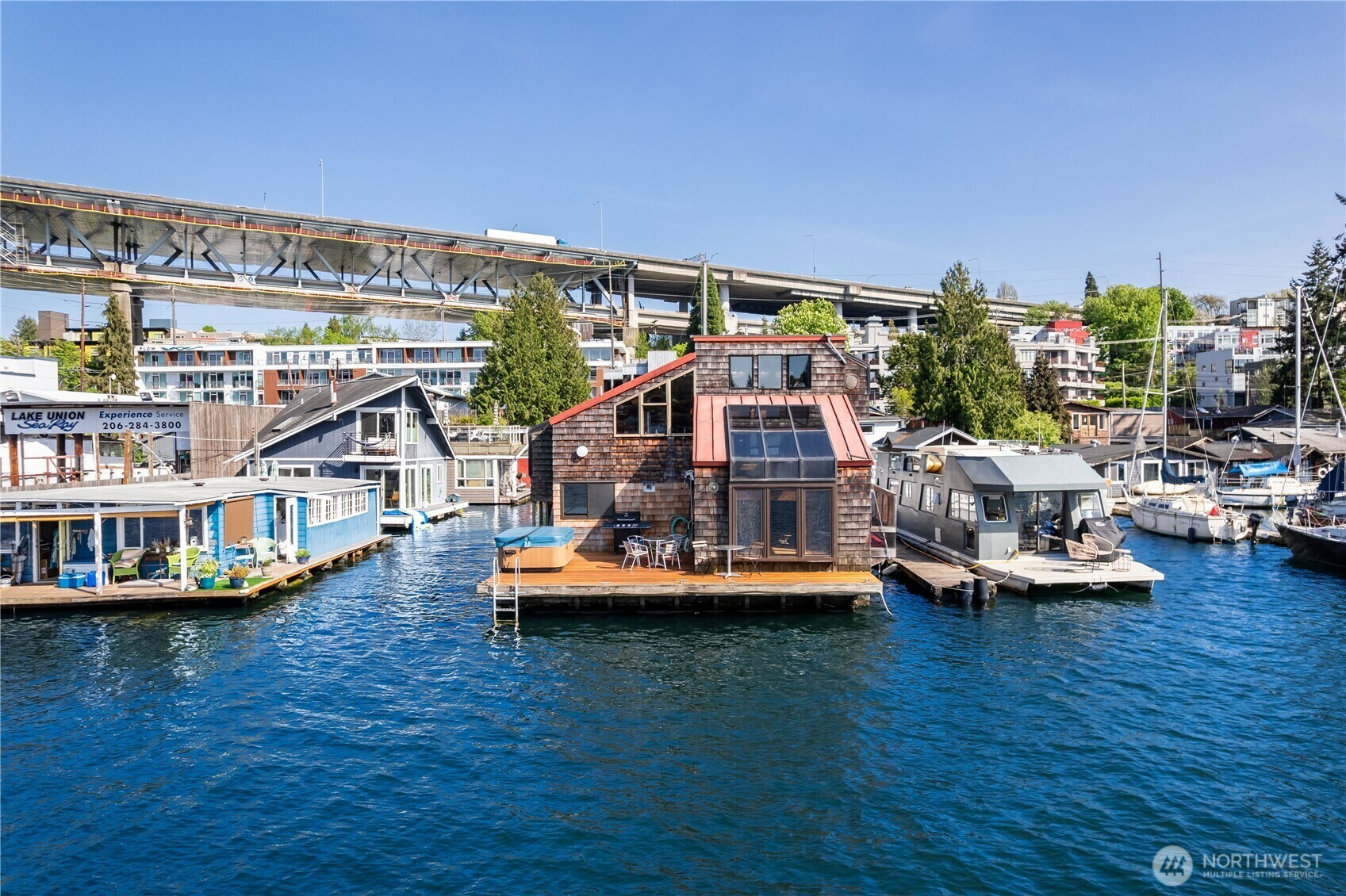 Property Photo: 3123 Fairview Avenue E 2 WA 98102