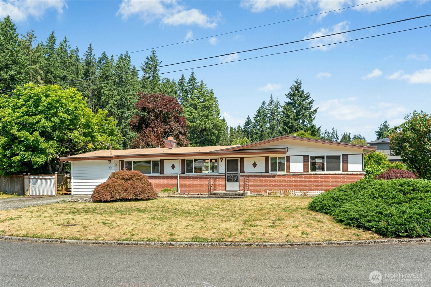 Property Photo:  15312 SE 27th Street  WA 98007 