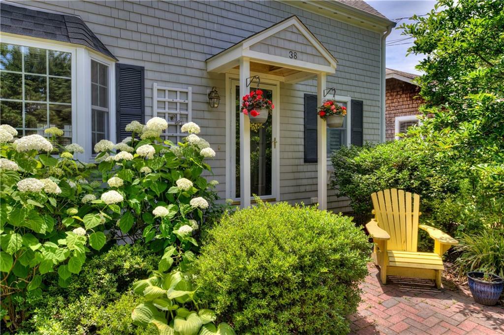 Property Photo:  38 Highland Avenue  RI 02806 