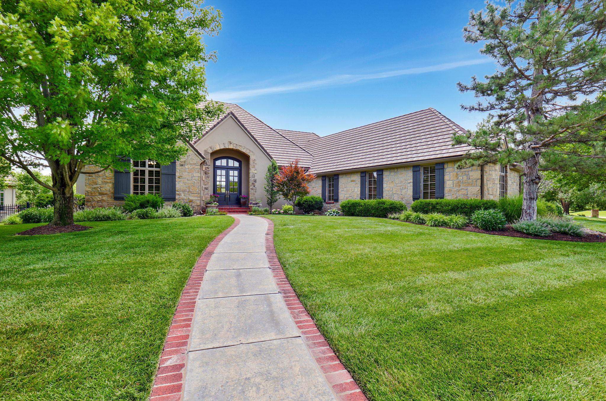 223 E Pine Meadow Ct  Andover KS 67002 photo