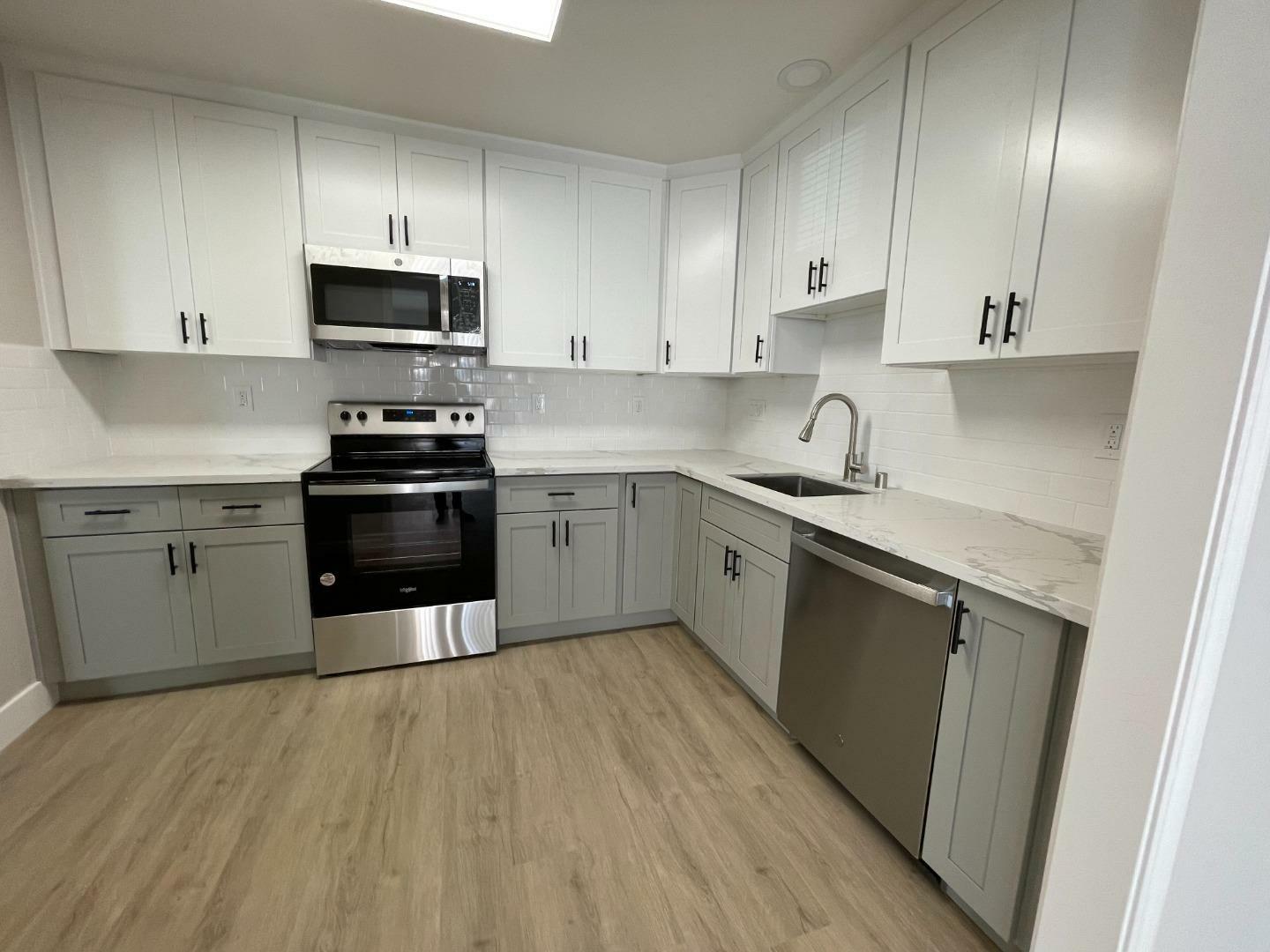 Property Photo:  309 Cravens Court  CA 95133 