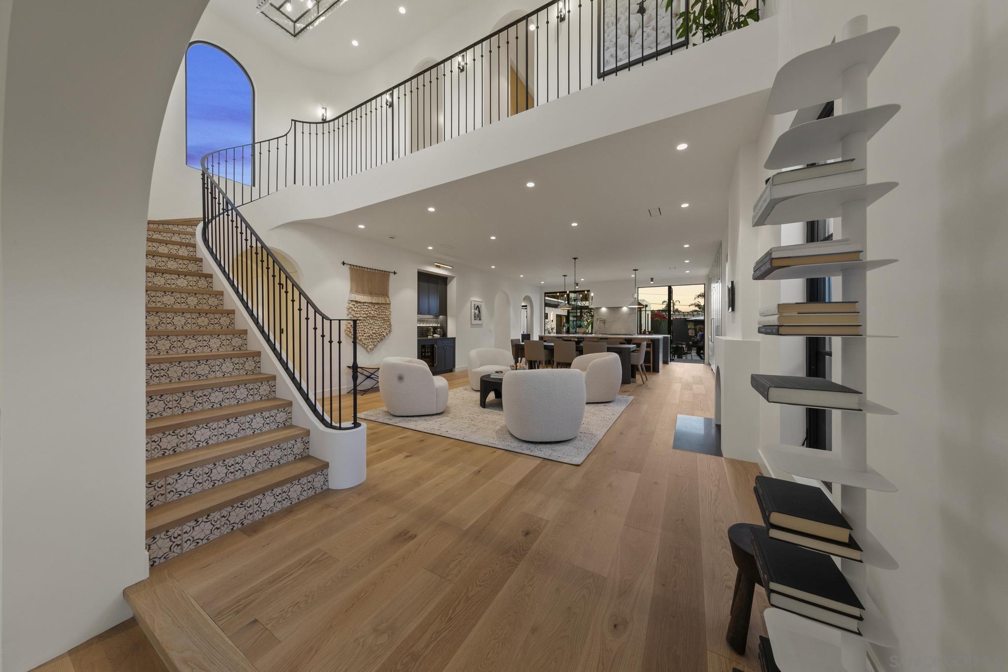 4223 Middlesex Dr  San Diego CA 92116 photo