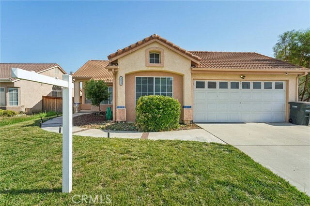 Property Photo: 3013 Pembroke Avenue CA 92545